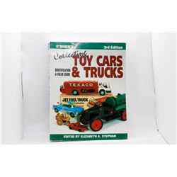 O'Brien's Collecting Toy Cars & Trucks Paperback