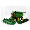 Image 1 : John Deere 9750 STS combine Ertl 1:32 Has Box