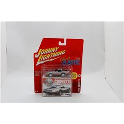 Johnny Lightning 1978 Corvette 1:64