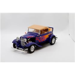 1932 Ford Roadster Convertible 1:18 No Box