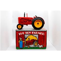 Massey Harris 55 diesel Ertl Has Box