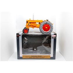 Minneapolis-Moline Highly Detailed model U diesel WF 1:16 Has Box