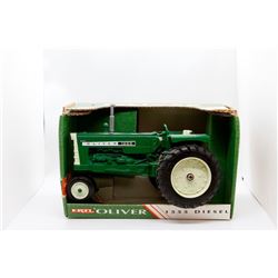 Oliver 1555 diesel Ertl 1:16 Has Box