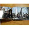 Image 4 : BOOK - ASSASSIN'S CREEDE IV BLACK FLAG ART BOOK