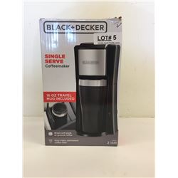BLACK AND DECKER SINGLE SERVE COFFEE MAKER WITH TRAVEL MUG