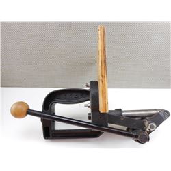 SMART RELOADER MARK XVI AMMO PRESS WITH WOODEN BASE