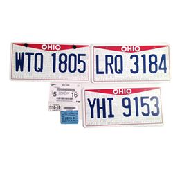 Father Figures Movie :Lot of Movie Props