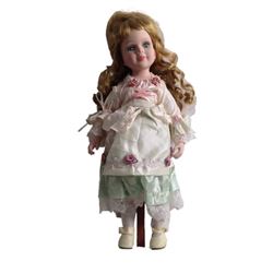 Amityville Horror: The Awakening Juliet (Mckenna Grace) Hero Doll Movie Props
