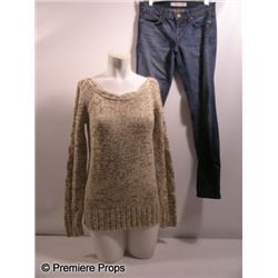 The Possession Stephanie (Kyra Sedgwick) Movie Costumes