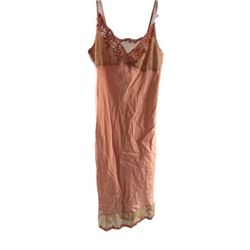 Five Feet Apart Stella (Haley Lu Richardson) Movie Costumes