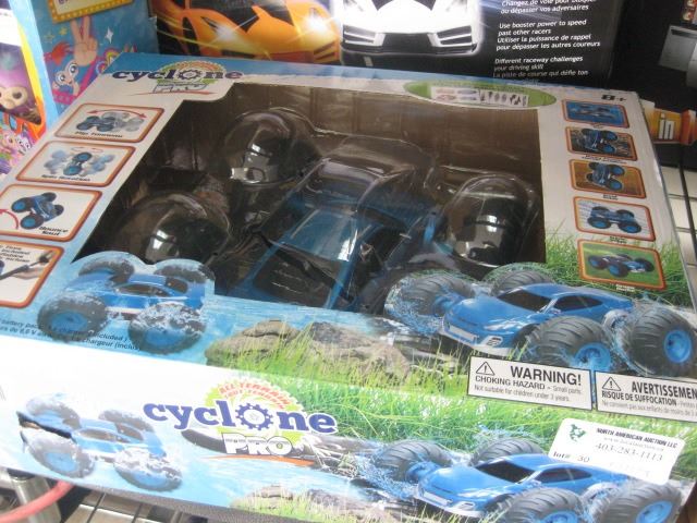 cyclone pro remote control car