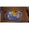 Image 2 : BOX OF TUPPERWARE