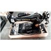 Image 1 : SINGER SEWING MACHINE MODEL B