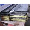 Image 2 : LOT OF ROOFING SHINGLES