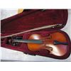 Image 2 : CASED VIOLIN