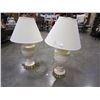 Image 2 : PAIR OF WHITE PORCELAIN TABLE LAMPS