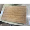 Image 1 : EARTH CHEF BAMBOO CUTTING BOARD