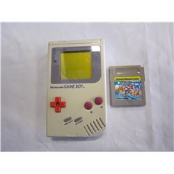 ORIGINAL GAMEBOY W/ SUPER MARIO LAND WORKS