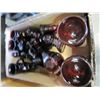 Image 2 : AVON RUBY GLASS AND AVON COLLECTIBLES