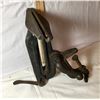 Image 1 : VINTAGE CAST IRON SAW BLADE VICE, CIRCA EARLY 1900'S