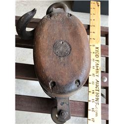 WESTERN BLOCK CO. WOODEN PULLEY - NY