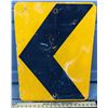 Image 1 : ROAD SIGN - CHEVRON