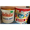 Image 1 : GR OF 2, POTATO CHIP CONTAINERS. THE CHIP KING - TIN. HUMPTY DUMPTY - CARBOARD.