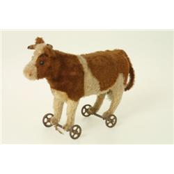  Cow on wheel, Steiff, c1910, L 26