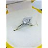 Image 3 : 20) 10K WHITE GOLD DIAMOND RING