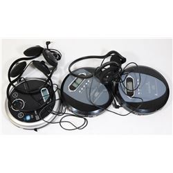 2 INSIGNIA CD PLAYERS & 1 INSIGNIA MP3 / CD /