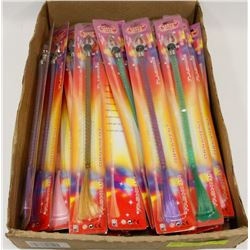 FLAT OF FLASHING CLIP IN HAIR BRAIDS., APPROX 30