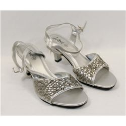 NEW JOLENE CLASSIC-WEDDING  SHOE SIZE 5