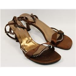 NEW KALA COLLECTION CLASSIC SHOE SIZE 10