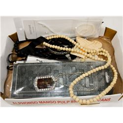 FLAT OF NEW JEWELRY.