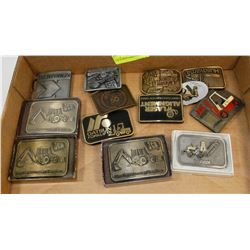 LOT OF MEN'S VARIETY BUCKLES.