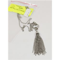 DANGLING CIRCLE NECKLACE