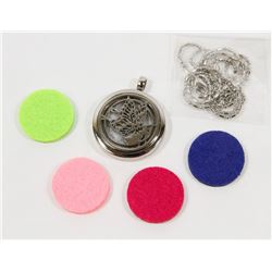 NEW! ESSENTIAL OIL DIFFUSER LOCKET PENDANT SET