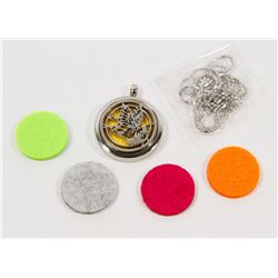 NEW! ESSENTIAL OIL DIFFUSER LOCKET PENDANT SET