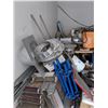 Image 4 : CONTENTS OF STORAGE UNIT H424 (10X30)