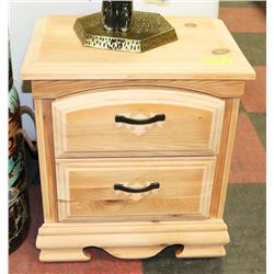 2 DRAWER LIGHT WOOD NIGHT STAND.