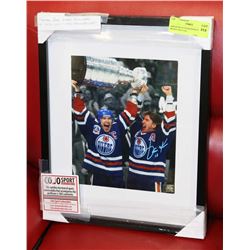 JARI KURI AUTOGRAPHED PHOTO WITH COJO COA.