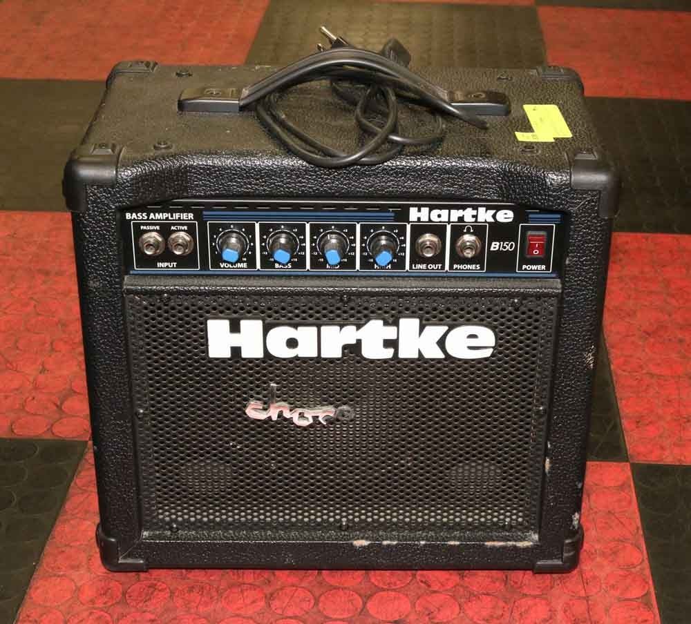 BASS HARTKE B150 GUITAR AMP 15 WATTS.