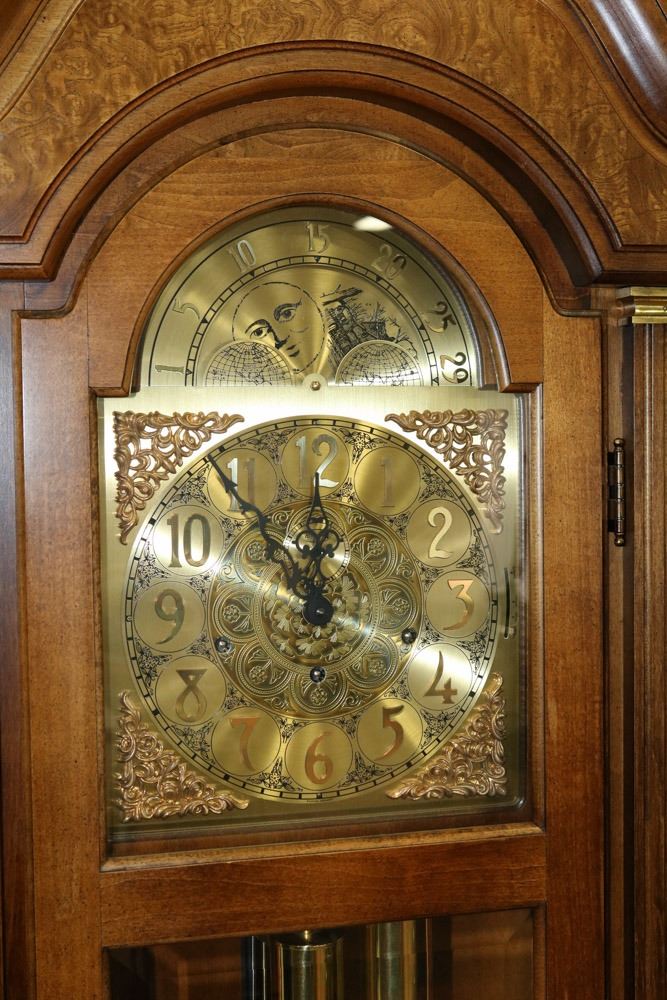 RIDGEWAY GRANDFATHER CLOCK.