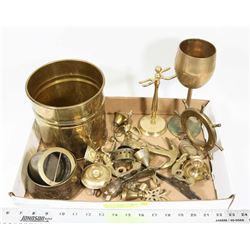 FLAT OF 28 VINTAGE BRASS COLLECTIBLES SHIP