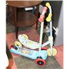 Image 1 : 2 CHILDRENS SCOOTERS