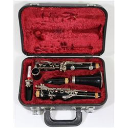 YAHAMA CLARINET.