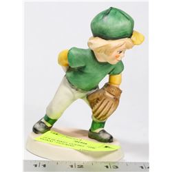 1978 HUMMEL GOEBEL "THE SIGNAL" FIGURINE