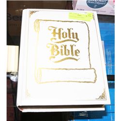 COLLECTORS HOLY BIBLE