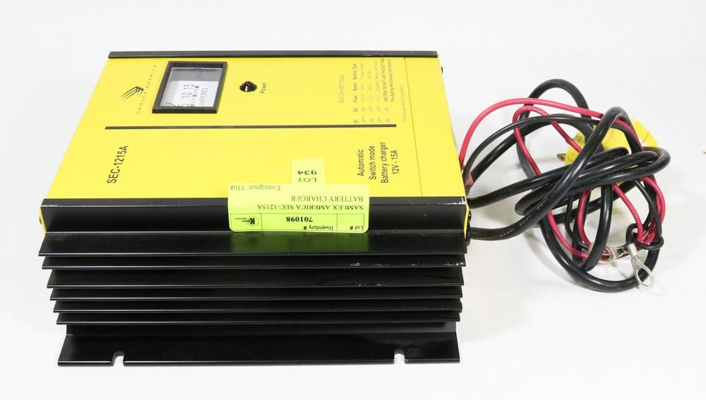 SAMLEX AMERICA SEC1215A BATTERY CHARGER Kastner Auctions