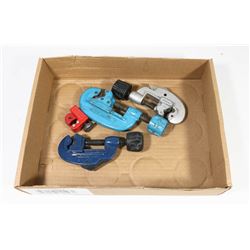 LOT OF 4 PIPE CUTTERS INCLUDES SWAGELOK, MASTER